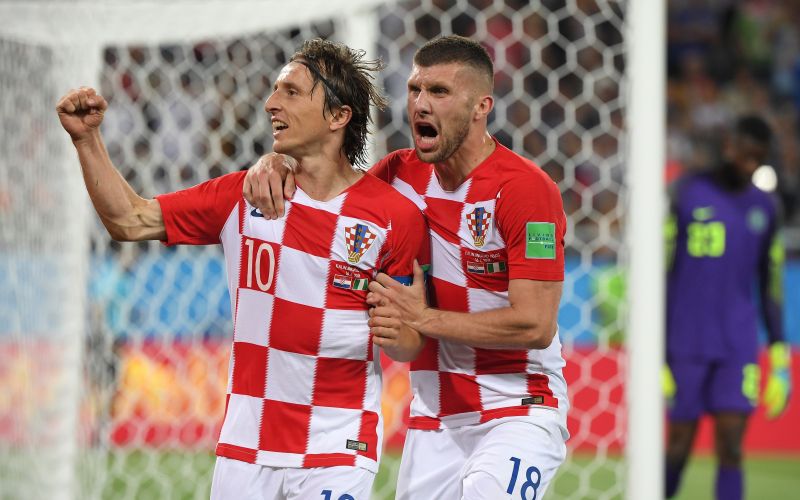 modric rebic.jpg