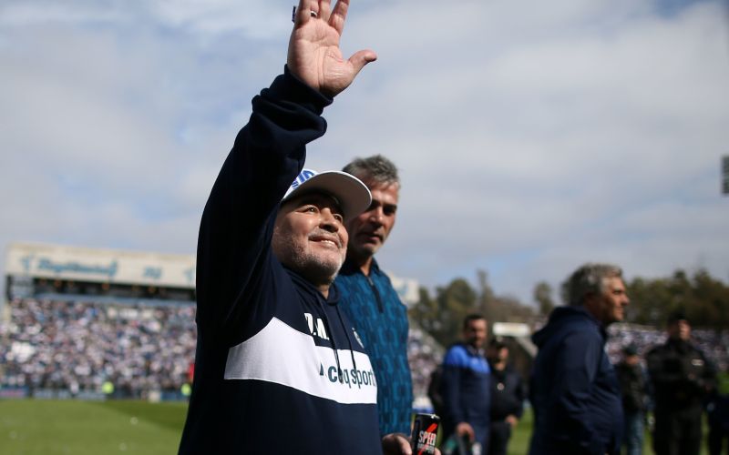 1maradona re.jpg