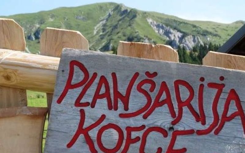 planšarija kofce.jpg