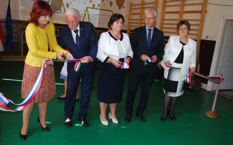 dvojezična-osnovna-šola-jožefa-košiča, gornji-senik, obnova