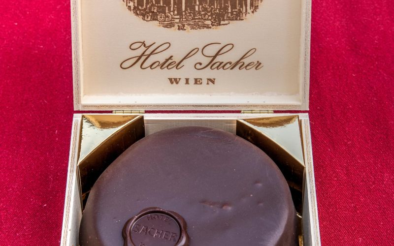 sacher.jpg