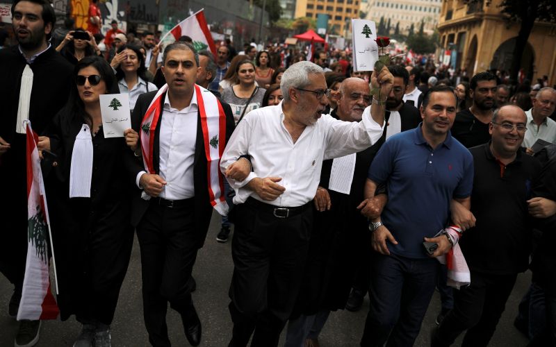 protesti, beirut, sodniki.jpg