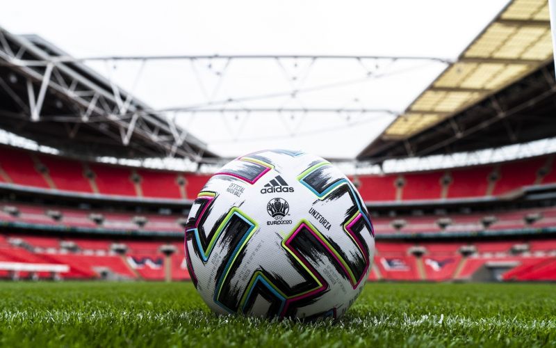 Uradna žoga prvenstva UEFA EURO2020.jpg