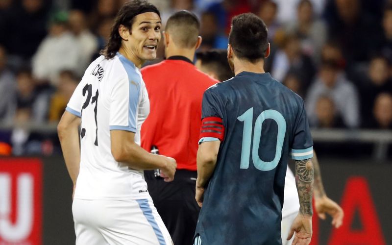 edinson cavani lionel messi pm.jpg