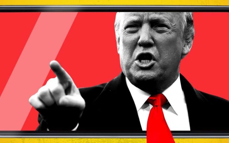 trump_apple_phone.jpg
