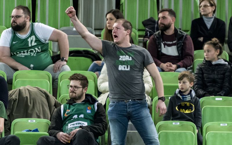 olimpija-navijac.JPG