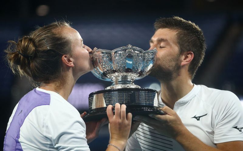 krejcikova mektic re.jpg