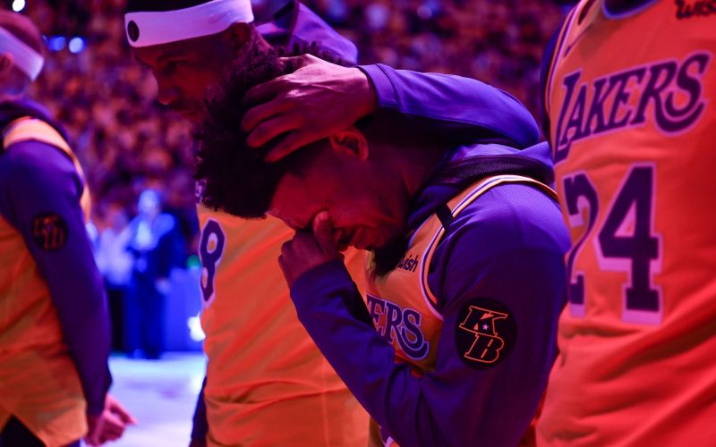 lakersi re.jpg