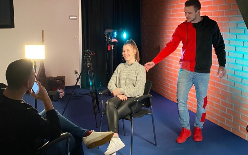 hitradio-antena, luka-basi