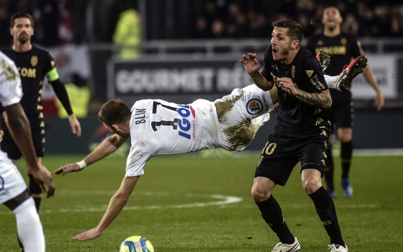 amiens monaco.jpg