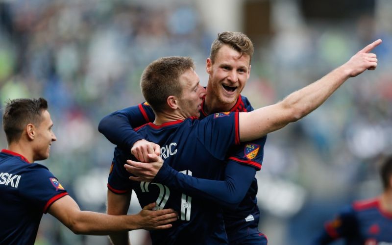 robert beric chicago mls.jpg