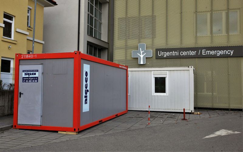 Zabojniki za testiranje koronavirusa.jpg