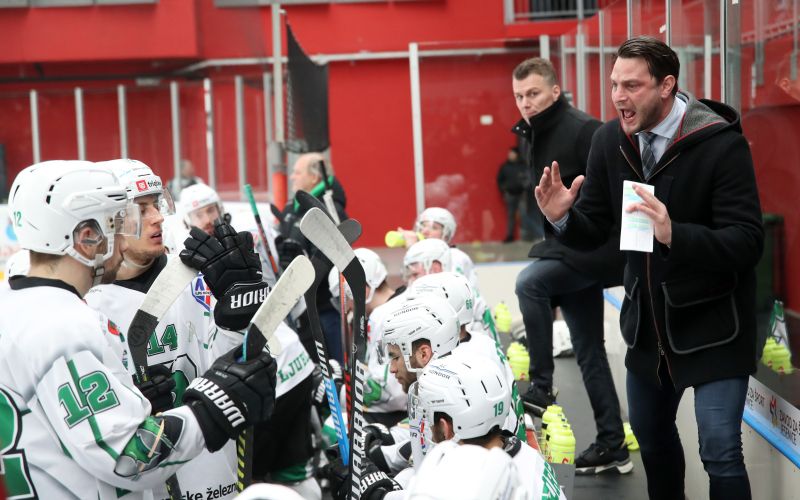 olimpija hokej.JPG