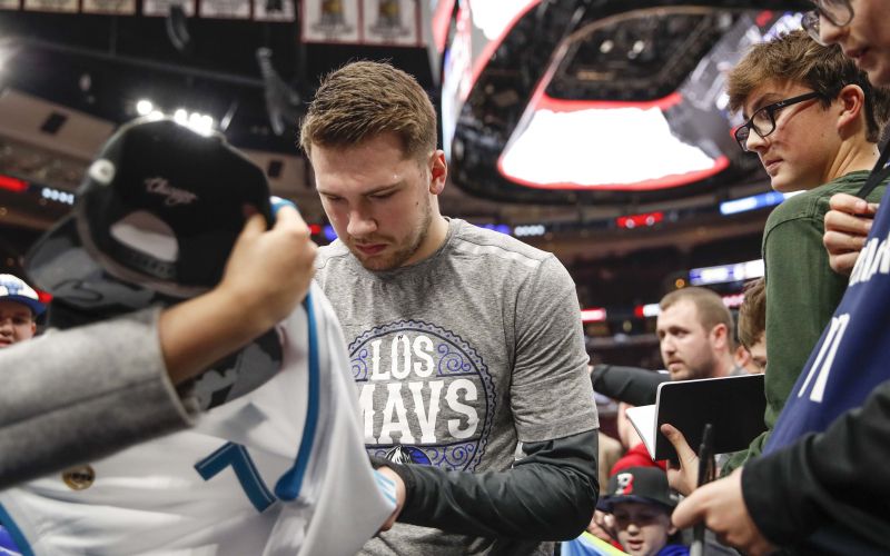 luka doncic dallas re.jpg