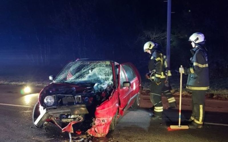 Muljava, Ivančna Gorica, trčenje, drog javne razsvetljave