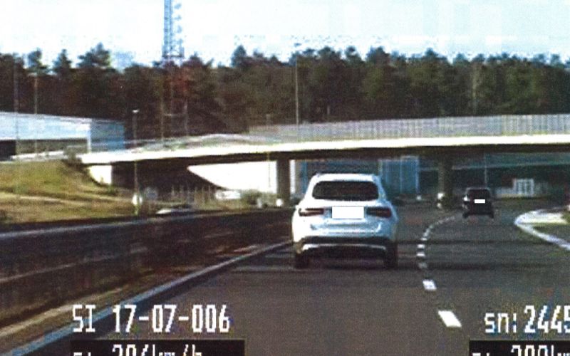 Provida 8. 3. 2020, mercedes glc.jpg