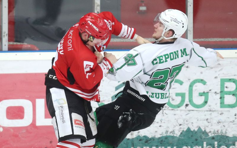 jesenice olimpija.JPG