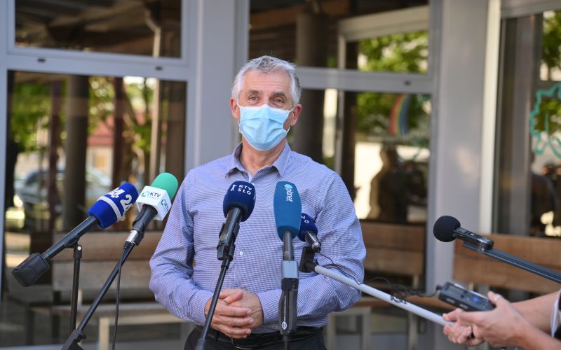 ljutomer, koronavirus, dom-starejših, tomi-nemec, minister-tomaž-gantar
