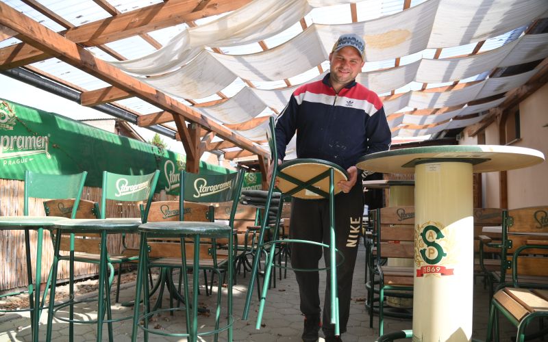 art-cafe, koronavirus, odprtje-gostiln, gostinski-lokali