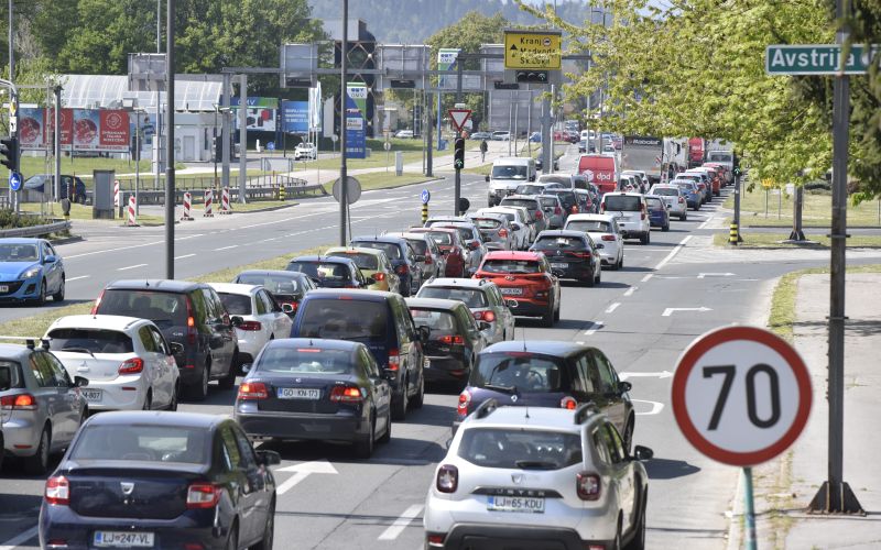promet, celovška, ljubljana, šentvid.jpg