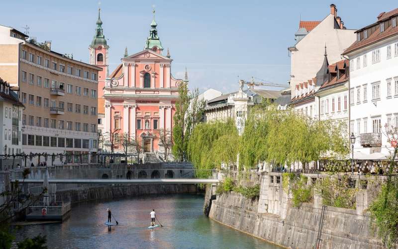 omejitev gibanja koronavirus ljubljana ljubljanica bobo.jpg