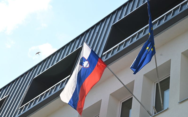 slovenska-zastava, slovenija, praznik, dan-državnosti
