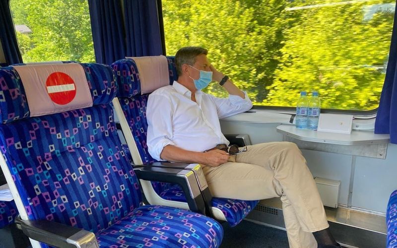 borut pahor, vlak, potovanje