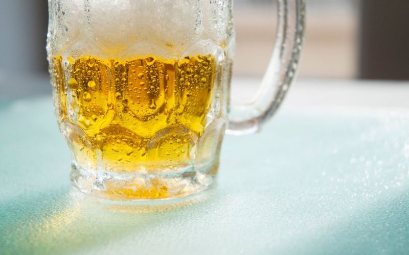 pivo, vrč