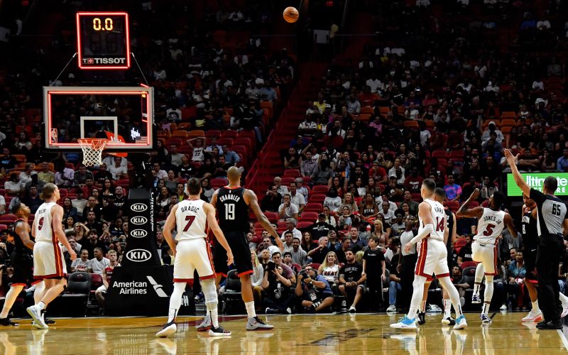 tyson chandler goran dragić.JPG