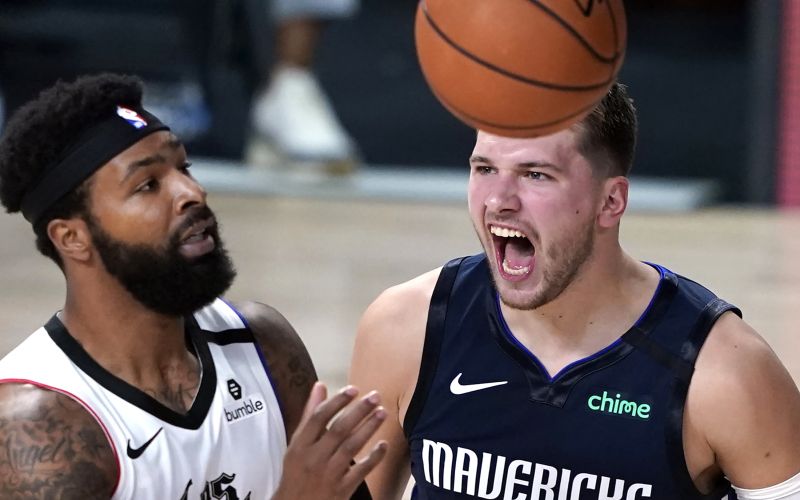 marcus morris luka dončić.JPG