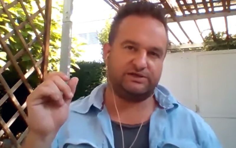 PER-ales ernecl-youtube.jpg