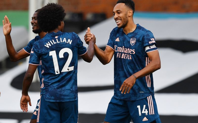 aubameyang willian.JPG