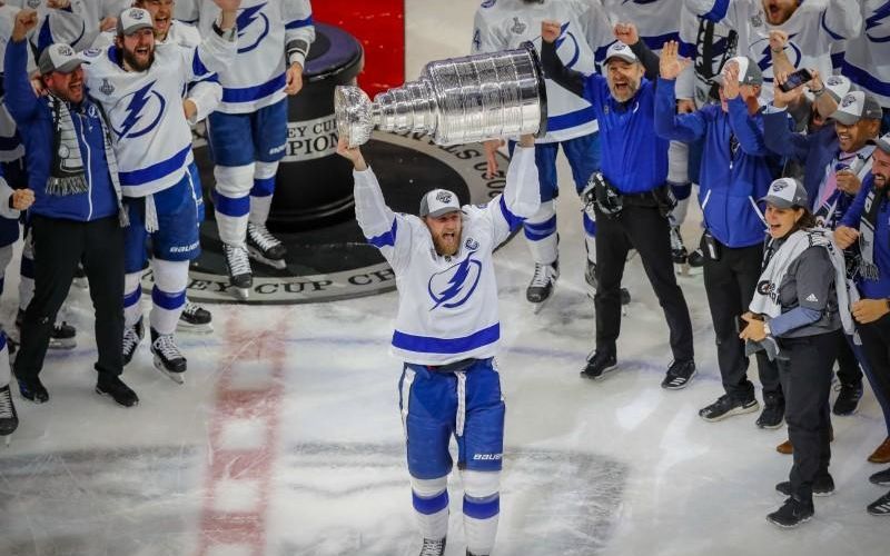 tampa bay stanley cup.jpg