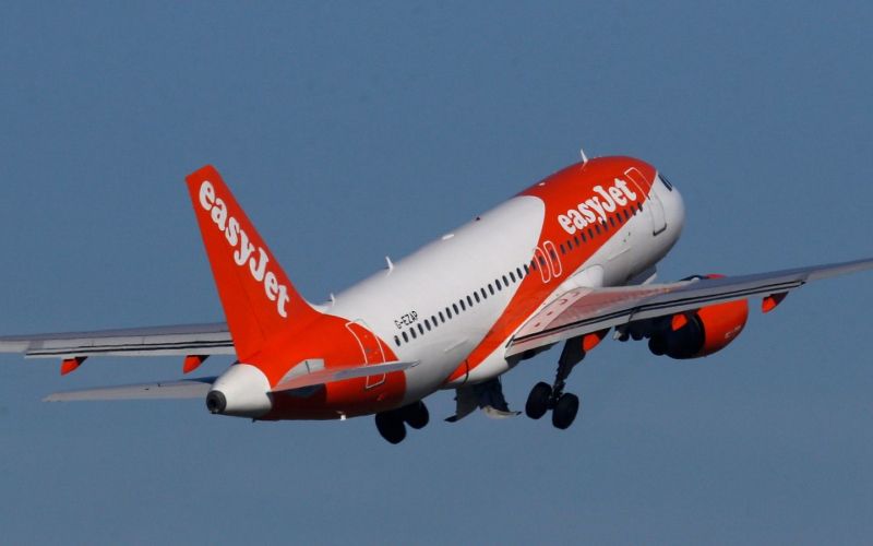 easyjet.jpg