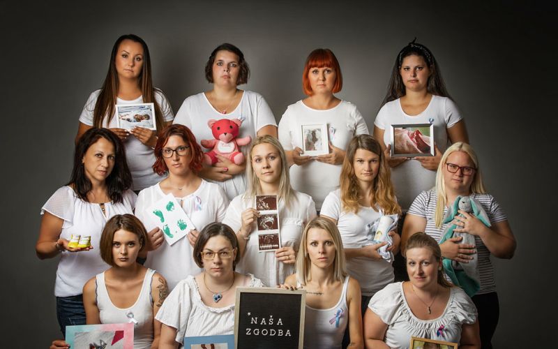 mamice umrlih otrok Angelske mamice - koncna izvedba.jpg