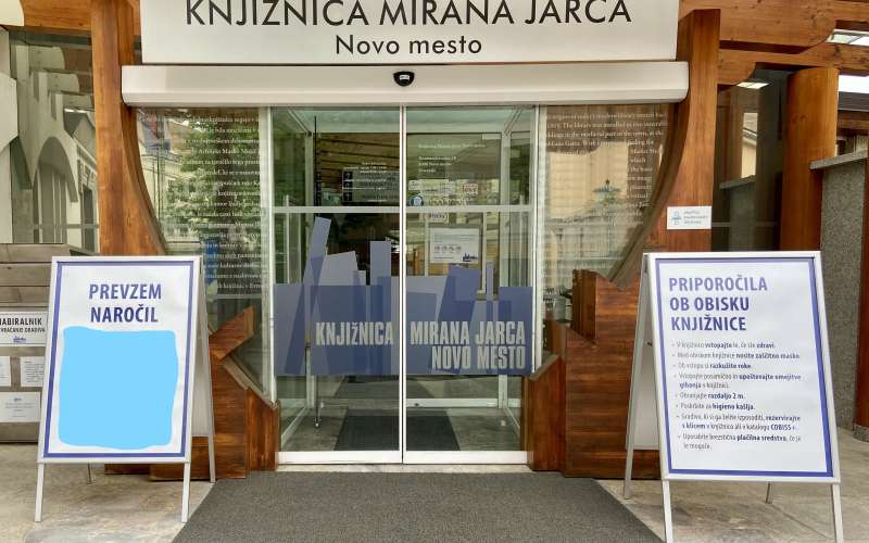 knjiznica_mirana_jarca_nm.jpg