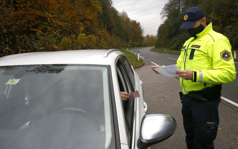slovenska-policija, nadzor, kontrola, občinska-meja, koronavirus, covid-19