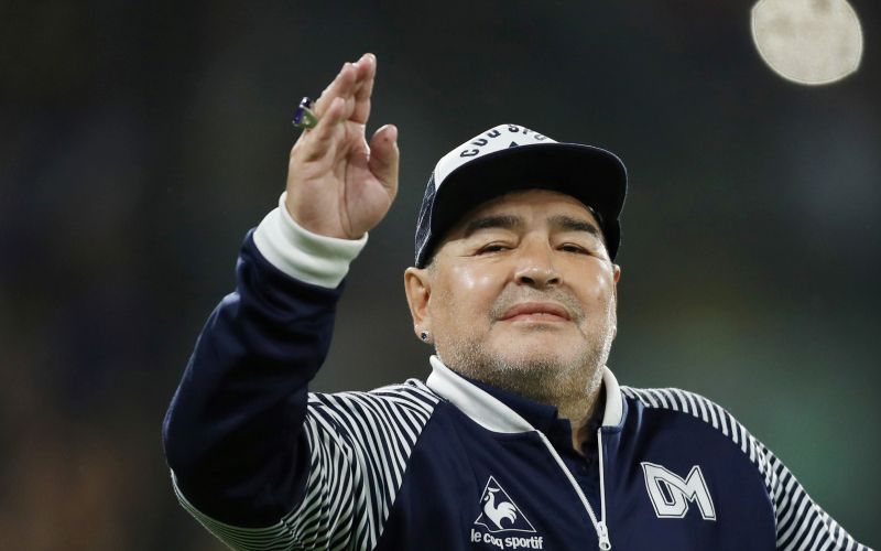 maradona re.JPG