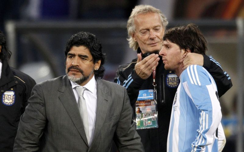 maradona messi.JPG