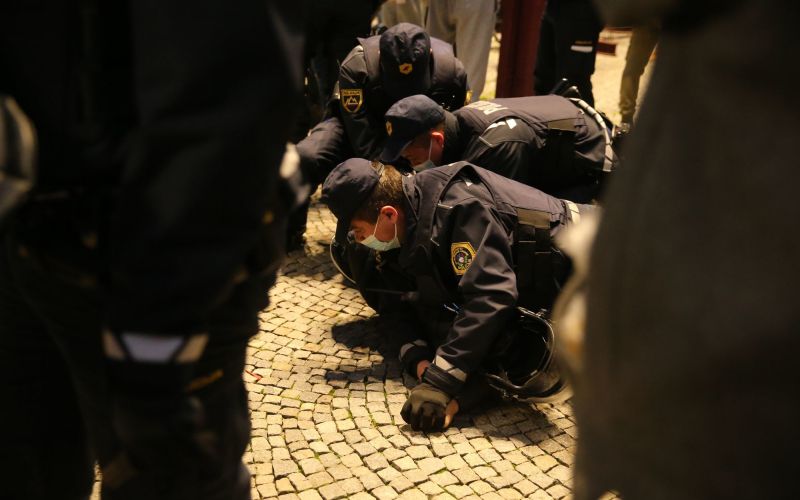 protest ljubljana policija 05.11.2020 pl.JPG