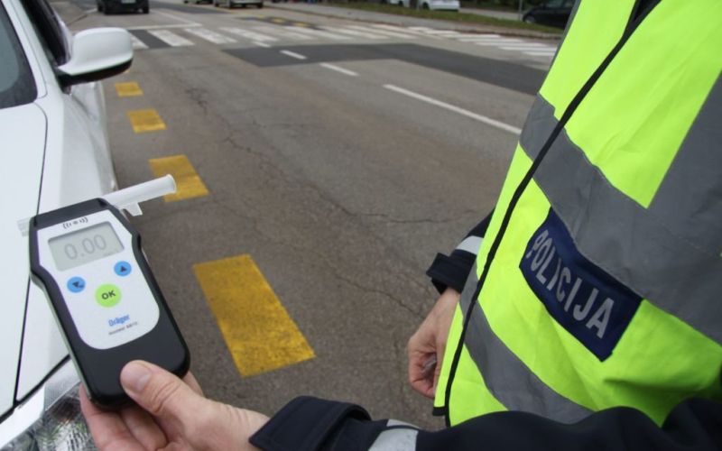 alkohol_v_prometu_policija.jpg