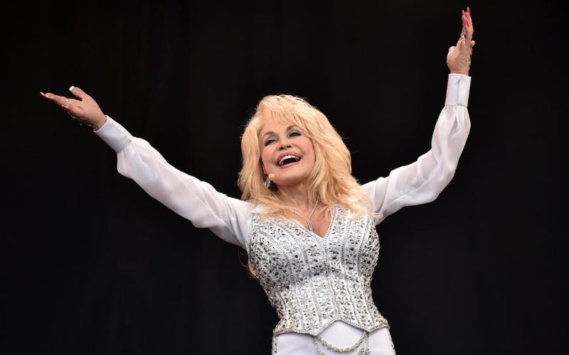 Dolly Parton.jpg