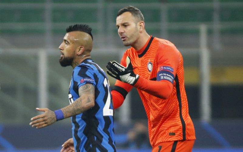 vidal handanović inter.JPG