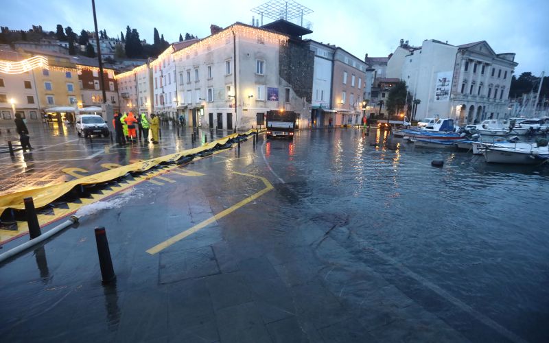 piran, poplave, 8.-12.-2020
