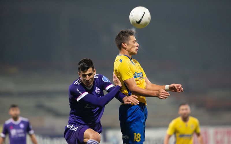 mitrovic palcic gw.jpg