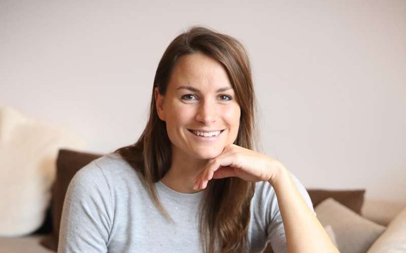 Sara-foto-Helena-Kermelj.jpg