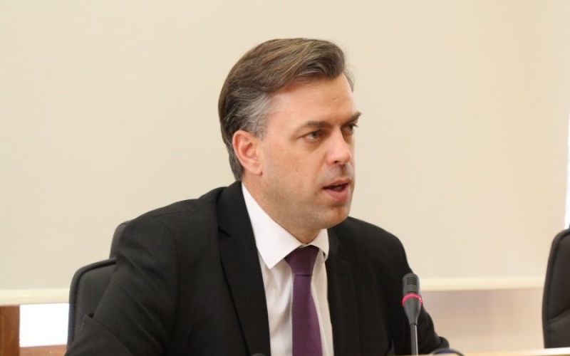 gregor_macedoni.jpg