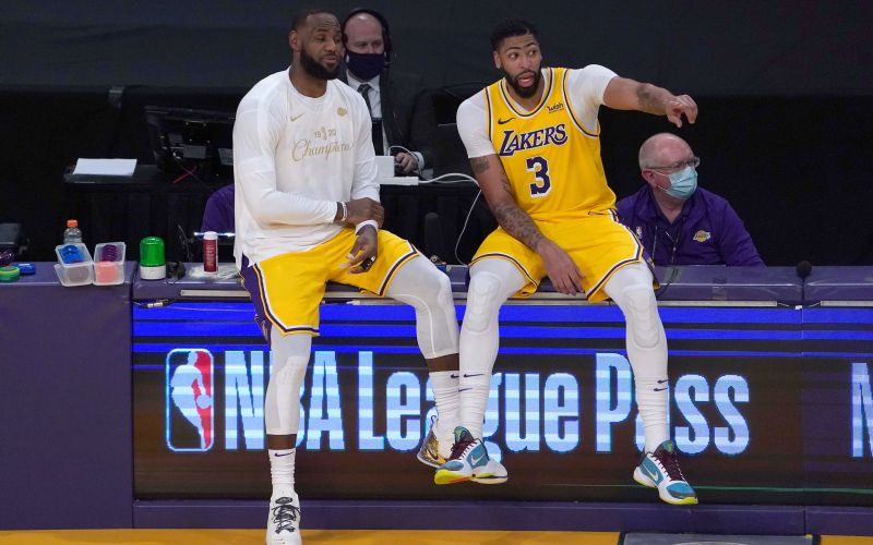 lebron james.JPG