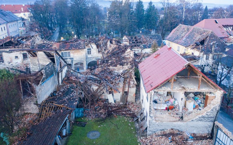 posledice-potresa-na-hrvaškem---petrinja.
