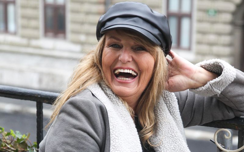 Zvezdana Mlakar